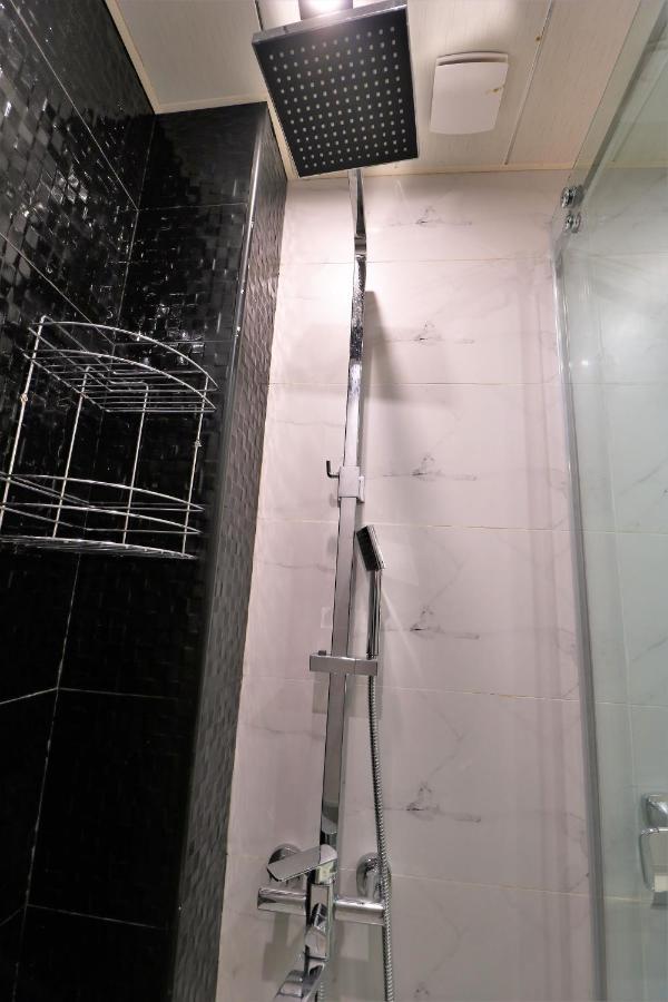 Apartment On Gudiashvili Tbilisi ภายนอก รูปภาพ